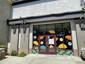 523-2367 S Shore Ctr W, Alameda, CA à louer Photo de l’immeuble– Image 1 sur 5