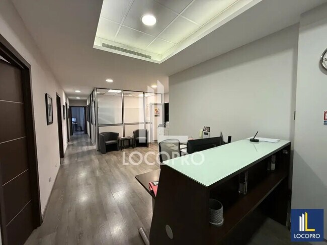 Plus de détails pour Bureau à vendre