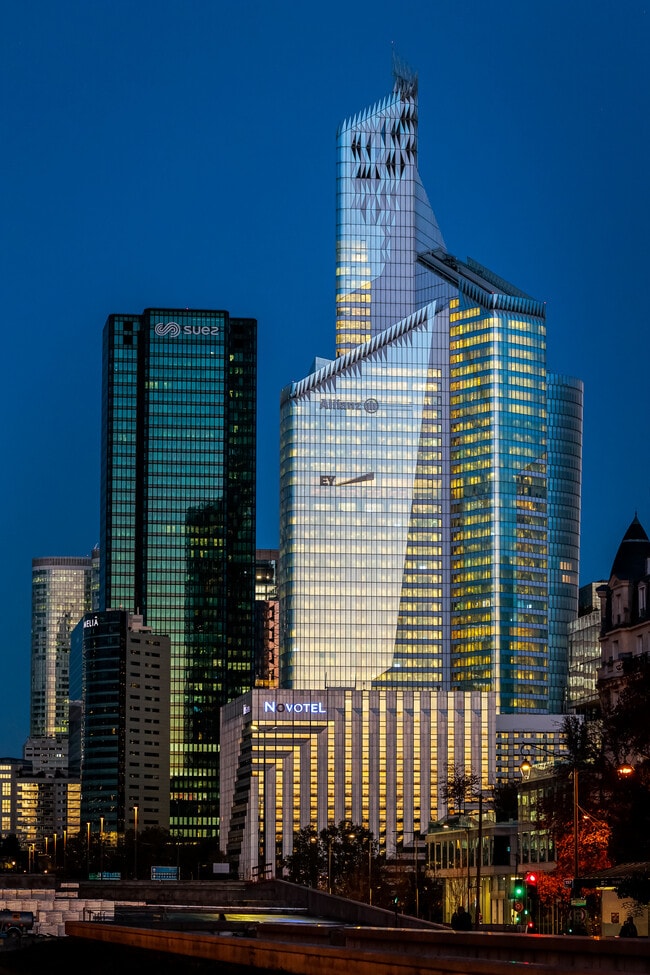 Plus de détails pour 1-2 Place Des Saisons, Courbevoie - Bureau à louer