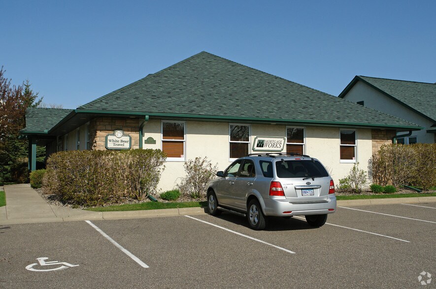 4710 White Bear Pky, White Bear Lake, MN à vendre - Photo de l’immeuble – Image 1 sur 10