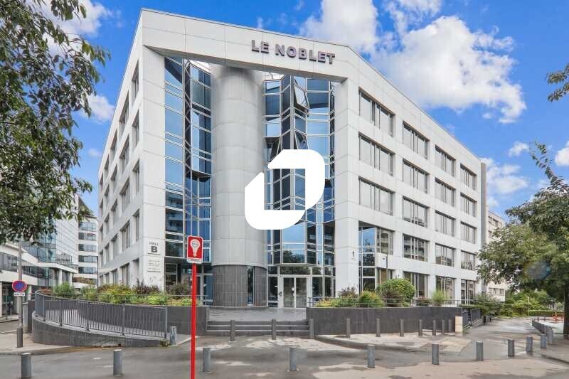Bureau dans Colombes à louer - Photo de l’immeuble – Image 1 sur 17
