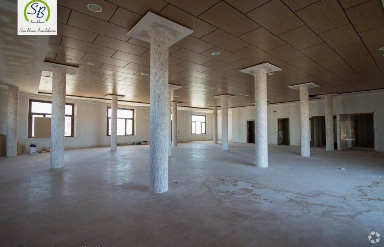 Local commercial dans Cantalejo, Segovia à vendre - Photo principale – Image 1 sur 7