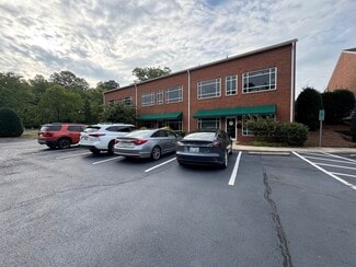 Plus de détails pour 5500 Adams Farm Ln, Greensboro, NC - Bureau à louer