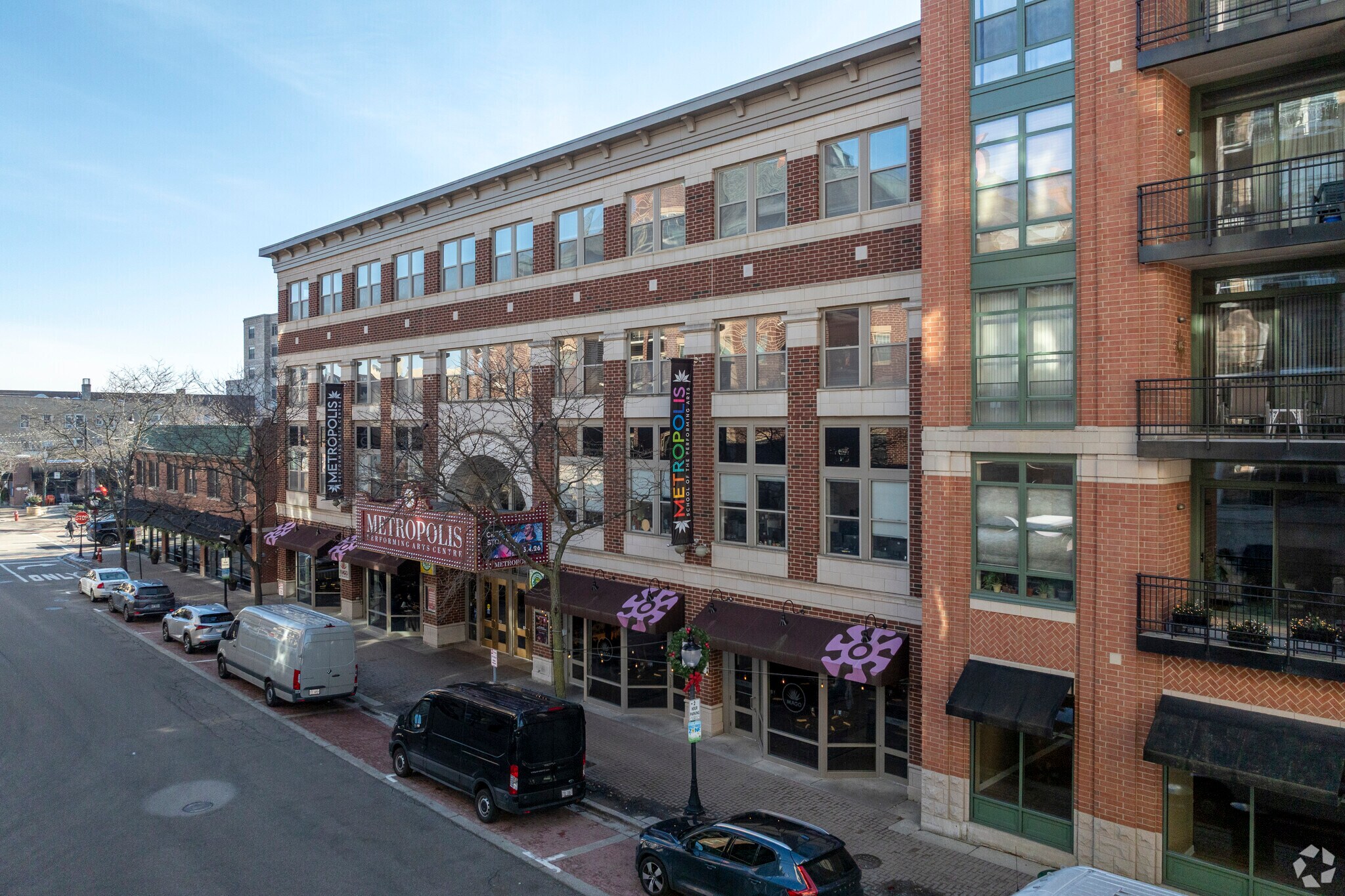 111 - 115 W Campbell St, Arlington Heights, IL à louer Photo principale– Image 1 sur 9