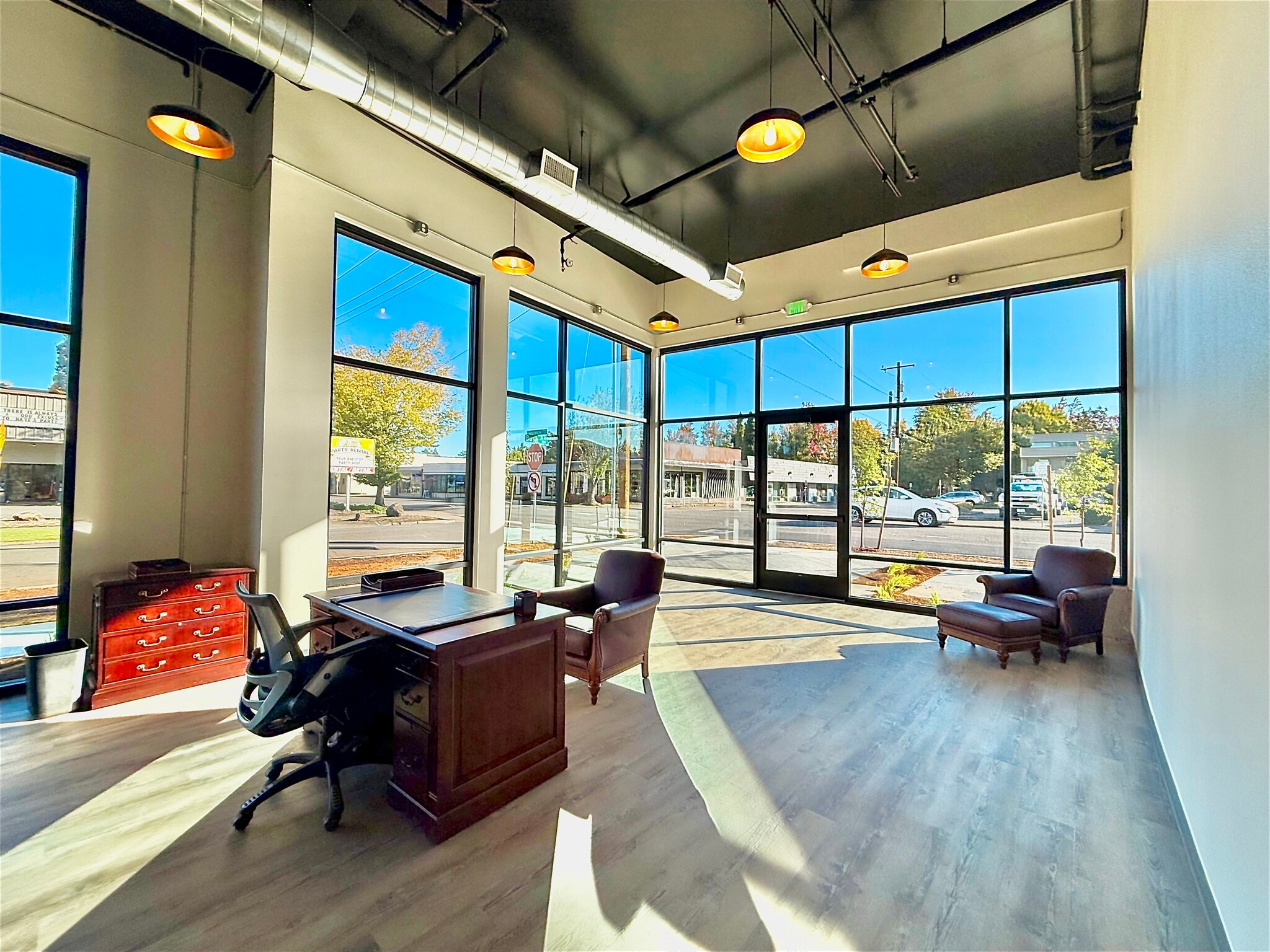 120 Bush St S, Salem, OR à louer Photo intérieure– Image 1 sur 5