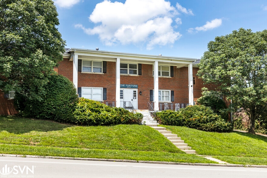 2101 Fontaine Rd, Lexington, KY à vendre - Photo de l’immeuble – Image 2 sur 23