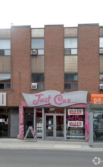 2624 Yonge St, Toronto, ON à vendre - Photo de l’immeuble – Image 3 sur 4