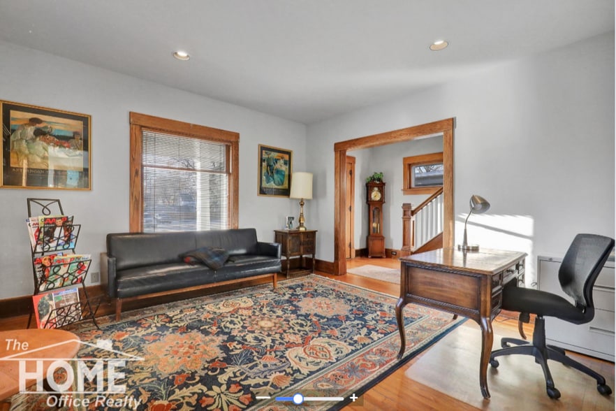 318 N Water St, Owosso, MI à vendre - Photo intérieure – Image 3 sur 5