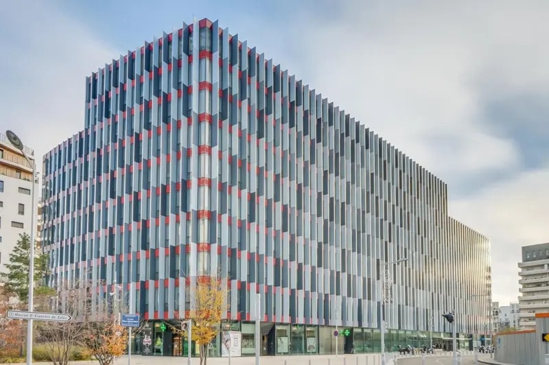 36-42 Avenue Pierre Lefaucheux, Boulogne-Billancourt à louer - Photo de l’immeuble – Image 1 sur 13