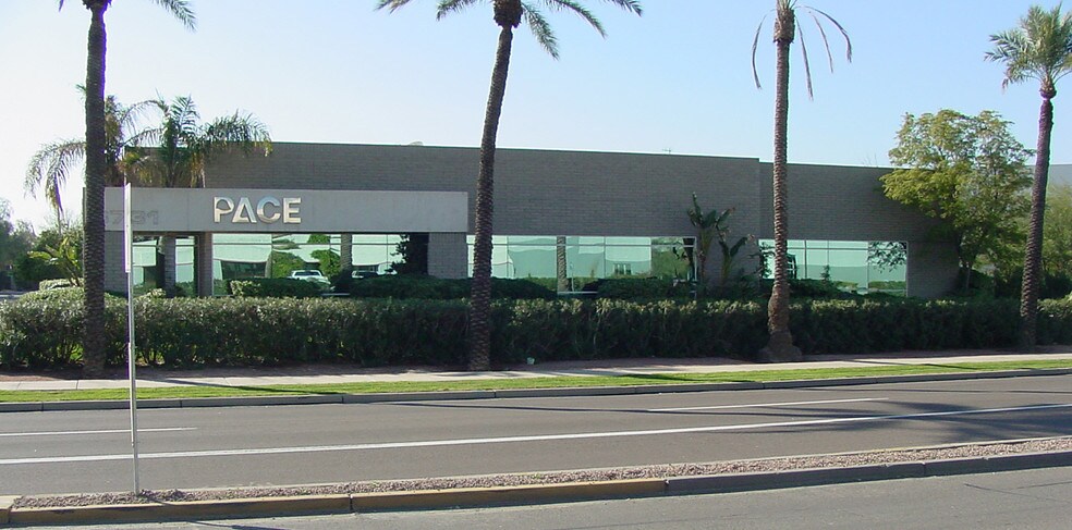 3731 E University Dr, Phoenix, AZ à louer - Autre – Image 2 sur 3