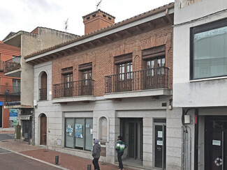 Plus de détails pour Plaza Del Pueblo, 13, Colmenar Viejo - Bureau/Local commercial à louer