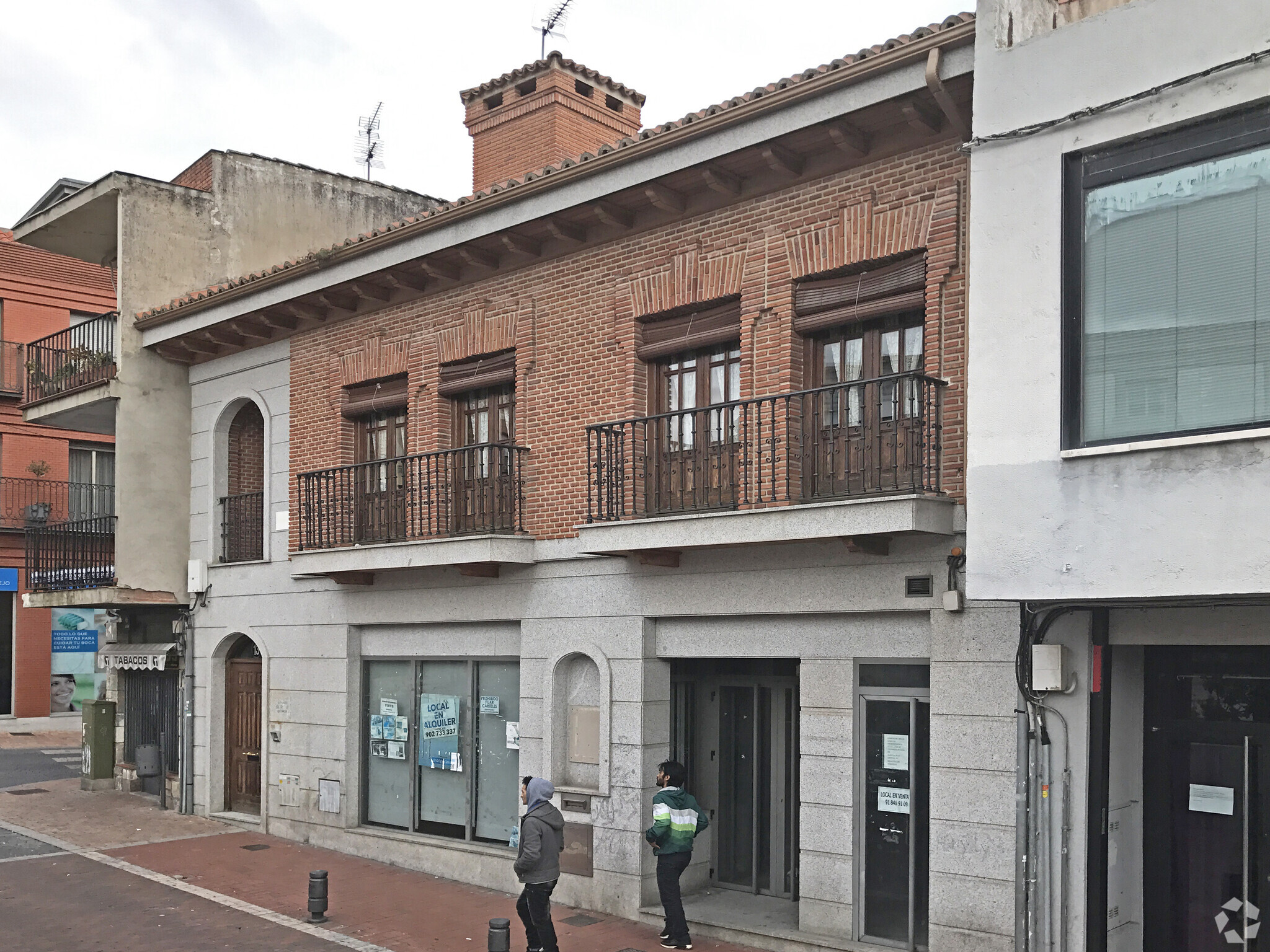 Plaza Del Pueblo, 13, Colmenar Viejo, Madrid à louer Photo principale– Image 1 sur 3