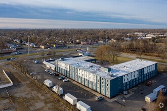 11000 W 8 Mile Rd, Ferndale, MI - Vue aérienne  vue de carte - Image1