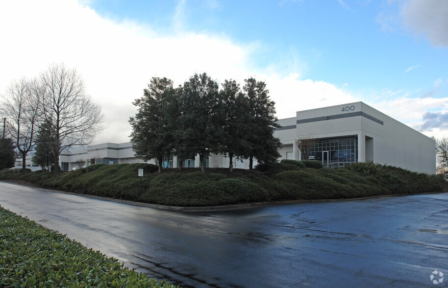 5405 Buford Hwy, Norcross, GA à louer - Photo principale – Image 1 sur 7