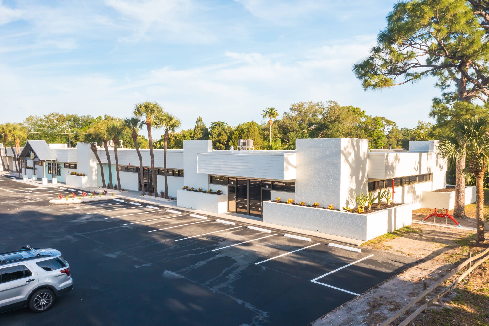 3801 Bee Ridge Rd, Sarasota, FL à louer Photo principale– Image 1 sur 16