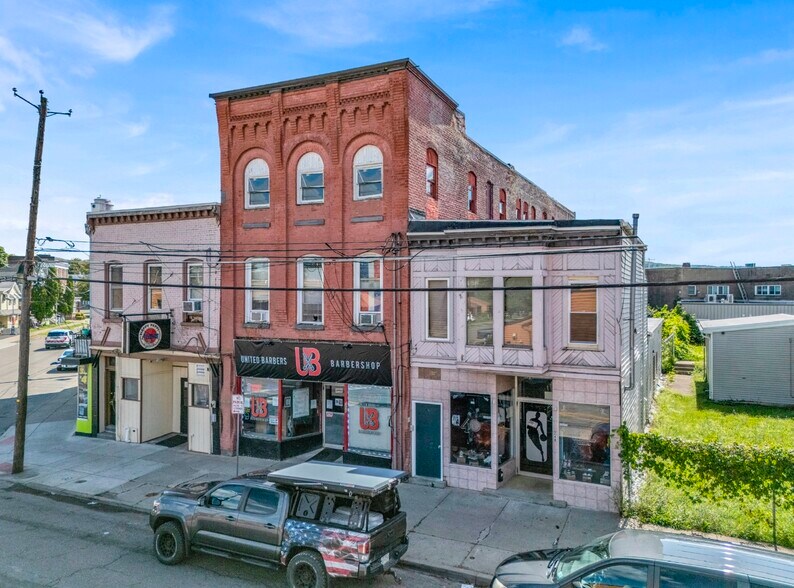 250 Chenango St, Binghamton, NY à vendre - Photo de l’immeuble – Image 1 sur 8