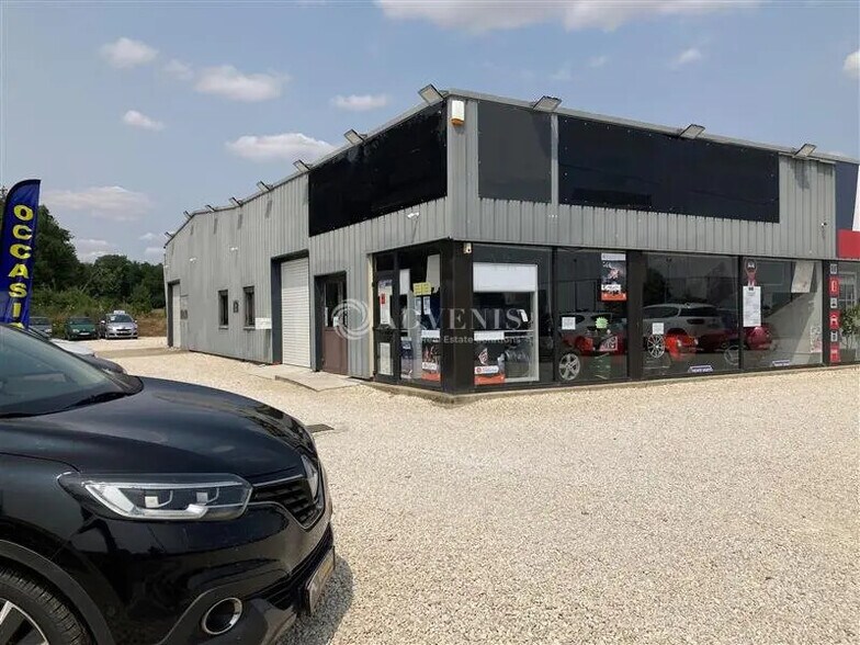 Local commercial dans Saint-Ouen à louer - Photo de l’immeuble – Image 1 sur 4