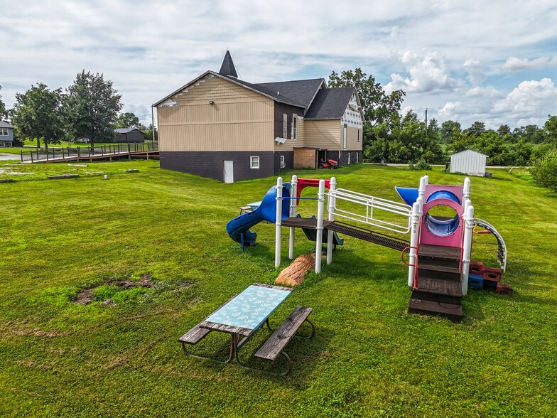 5915 46th st, Carlisle, IA à vendre - Photo de l’immeuble – Image 2 sur 14