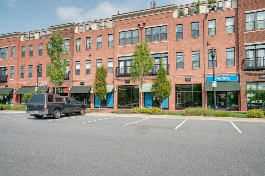 412-416 Madison Trade Plz SE, Leesburg, VA à louer - Photo de l’immeuble – Image 1 sur 18