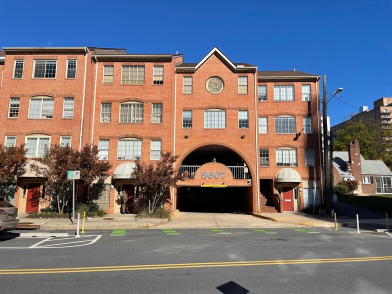 8607-8609 2nd Ave, Silver Spring, MD à vendre - Photo de l’immeuble – Image 1 sur 8