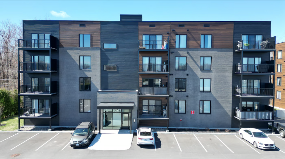 332 Du Comté, St-Zotique, QC à vendre - Photo de l’immeuble – Image 1 sur 5