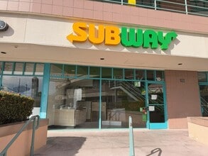 2180 Westwood Blvd, Los Angeles, CA à louer Photo de l’immeuble– Image 2 sur 3