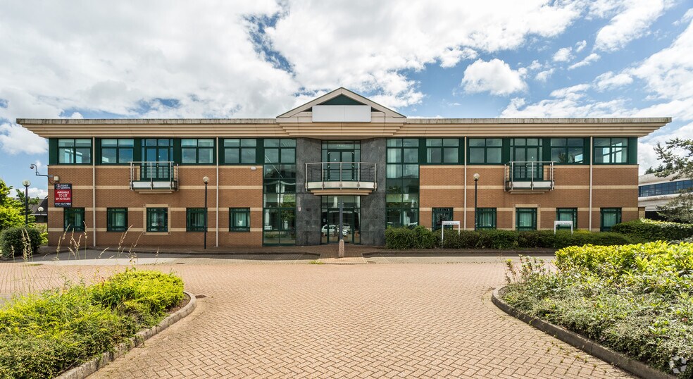 Dudley Rd, Brierley Hill à vendre - Photo principale – Image 1 sur 1