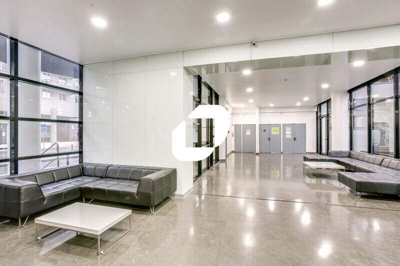 2 Boulevard Vauban, Montigny-le-Bretonneux à louer - Hall d’entrée – Image 3 sur 25