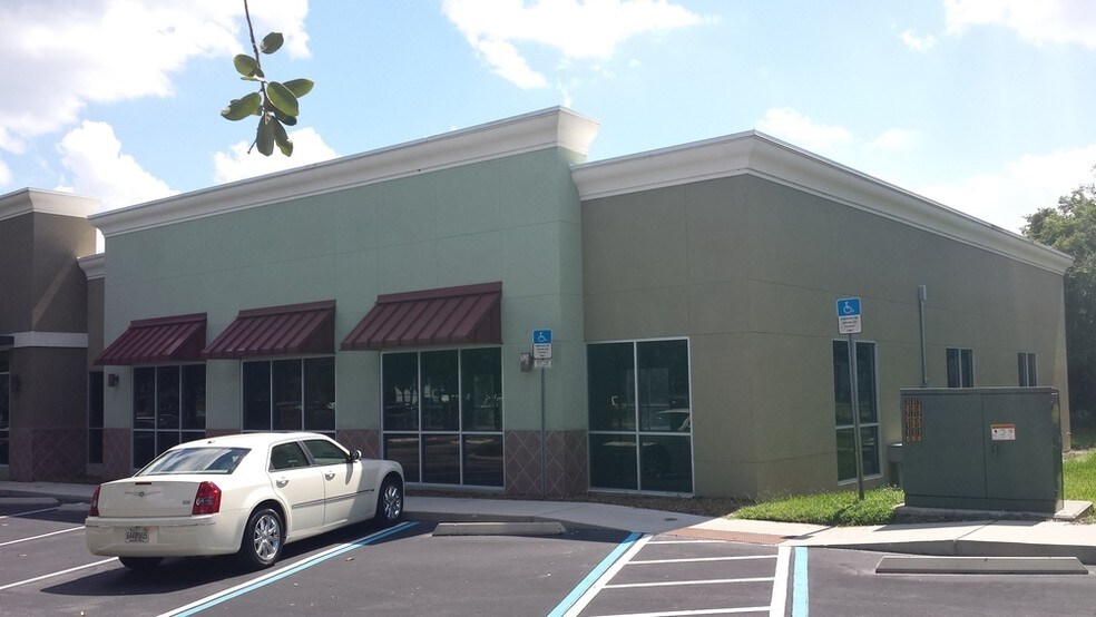 731 Stirling Center Pl, Lake Mary, FL à louer - Photo de l’immeuble – Image 2 sur 8