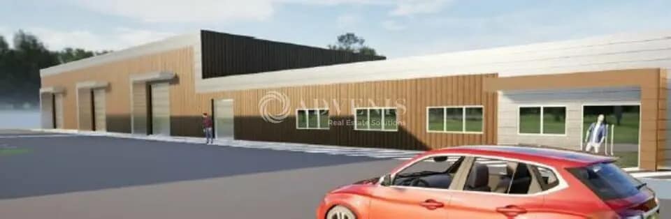 Local d’activités dans La Chapelle-Saint-Aubin à louer Photo de l’immeuble– Image 1 sur 4