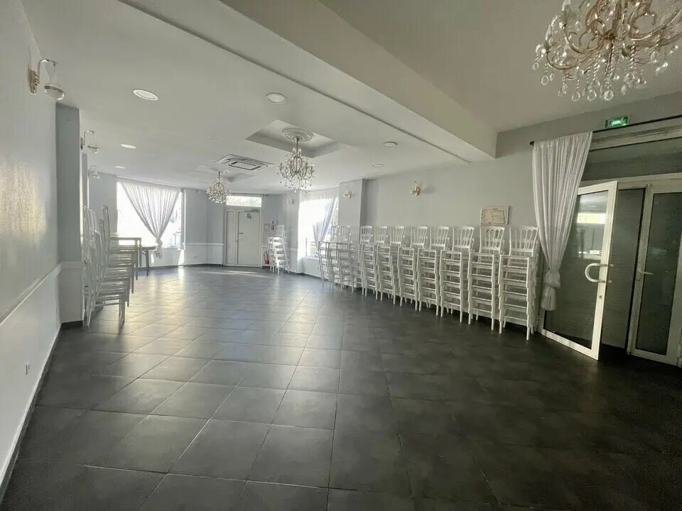 Local d'activités dans Reims à vendre Photo de l’immeuble– Image 1 sur 6