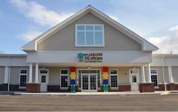 266-276 S Main St, Newtown, CT à louer Photo intérieure– Image 1 sur 2