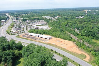 Plus de détails pour 5696 W Gate City Blvd, Greensboro, NC - Local commercial à louer