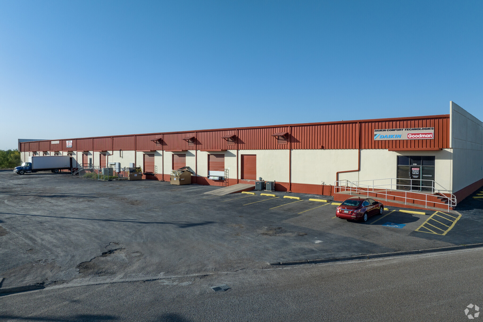 301 Hanmore Industrial Pky, Harlingen, TX à louer Photo de l’immeuble– Image 1 sur 4