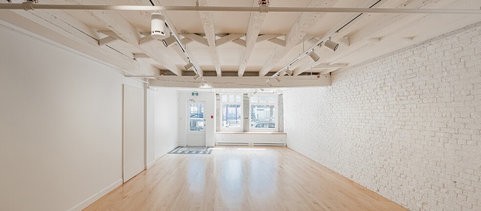 364 Rue Saint-Paul O, Montréal, QC à vendre - Photo intérieure – Image 3 sur 8