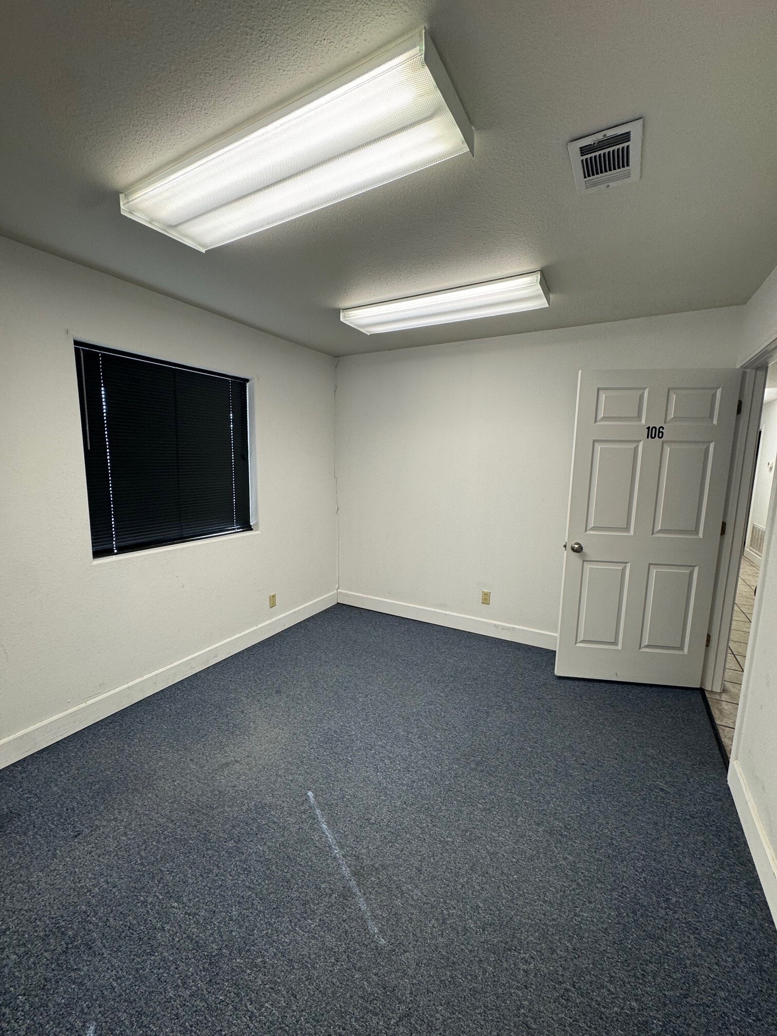 2019 Clovis R Barker Rd, San Marcos, TX à louer Photo intérieure– Image 1 sur 4