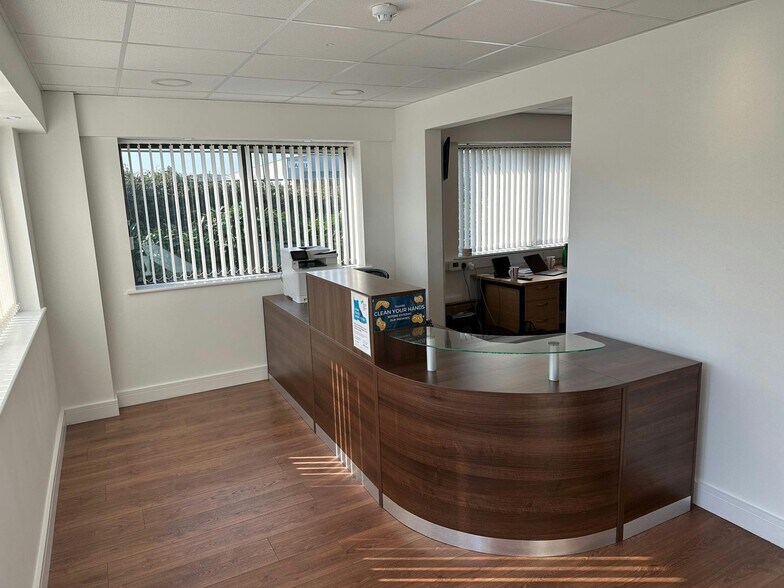 A1a-A1b Snape Ln, Doncaster à louer - Photo de l’immeuble – Image 2 sur 5