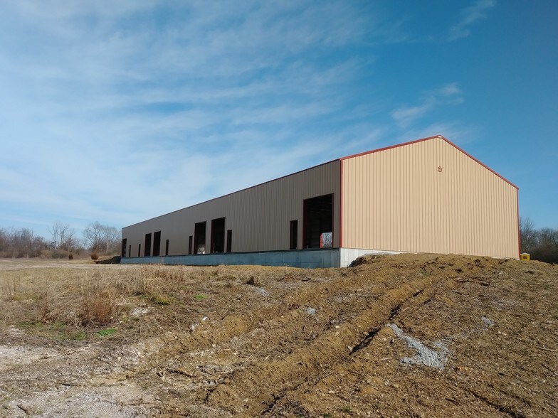6335 MIDLAND INDUSTRIAL Dr, Shelbyville, KY à louer - Photo principale – Image 2 sur 3