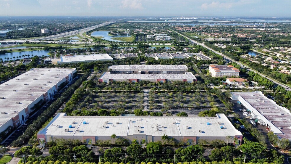 15800 SW 25th St, Miramar, FL à louer - Photo de l’immeuble – Image 2 sur 2
