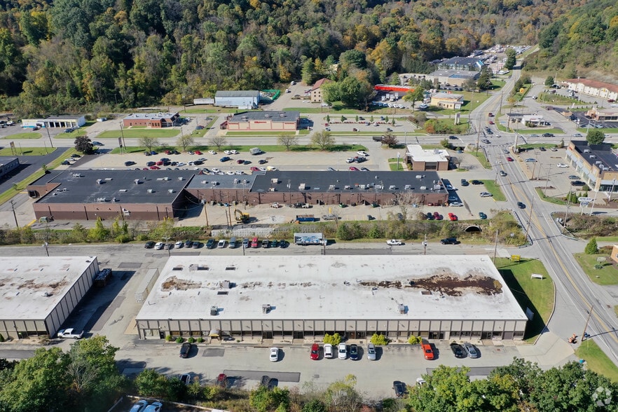 3251-3253 Old Frankstown Rd, Pittsburgh, PA à louer - Aérien – Image 3 sur 4