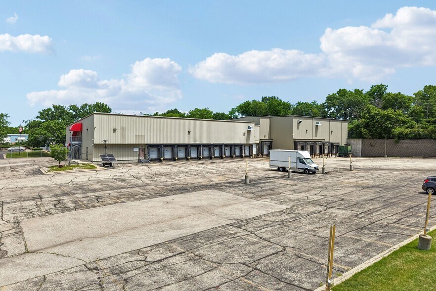 4484 Robertson Rd, Madison, WI à louer - Photo de l’immeuble – Image 2 sur 7