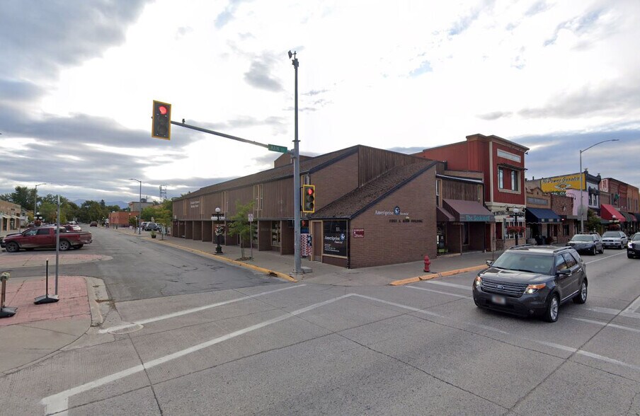 101 S Main St, Kalispell, MT à louer - Photo de l’immeuble – Image 3 sur 4