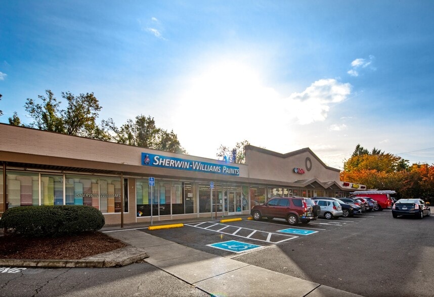 5512-5544 E Burnside St, Portland, OR à louer - Photo de l’immeuble – Image 3 sur 4