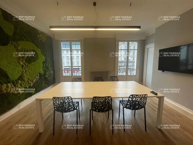 Plus de détails pour Bureau à louer