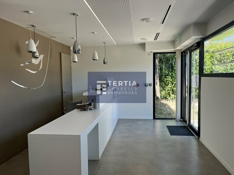 Bureau dans Montpellier à louer - Hall d’entrée – Image 2 sur 7