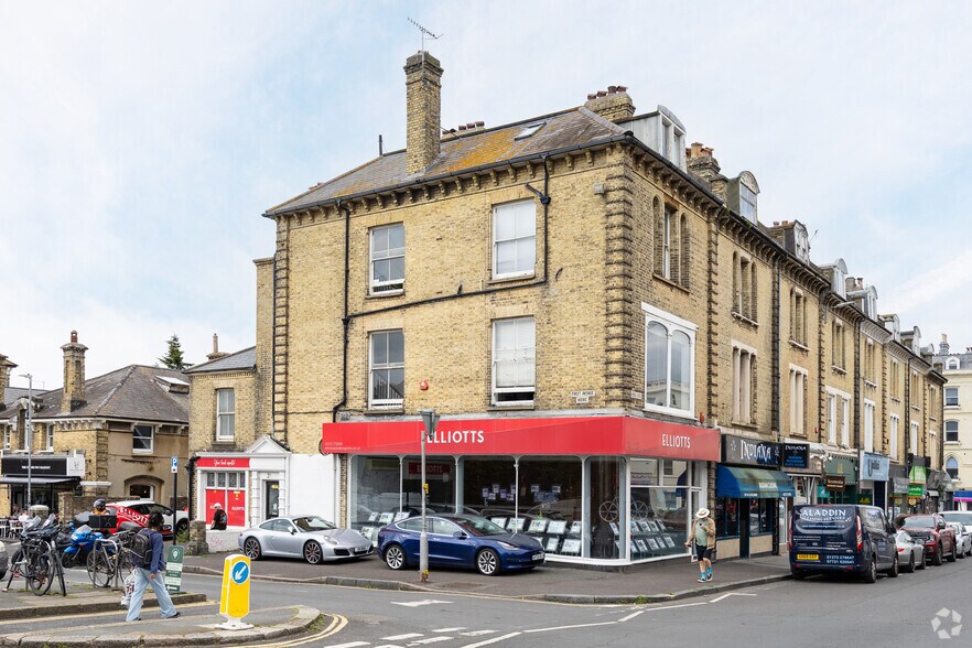 2-2A Church Rd, Hove à louer - Photo de l’immeuble – Image 1 sur 3