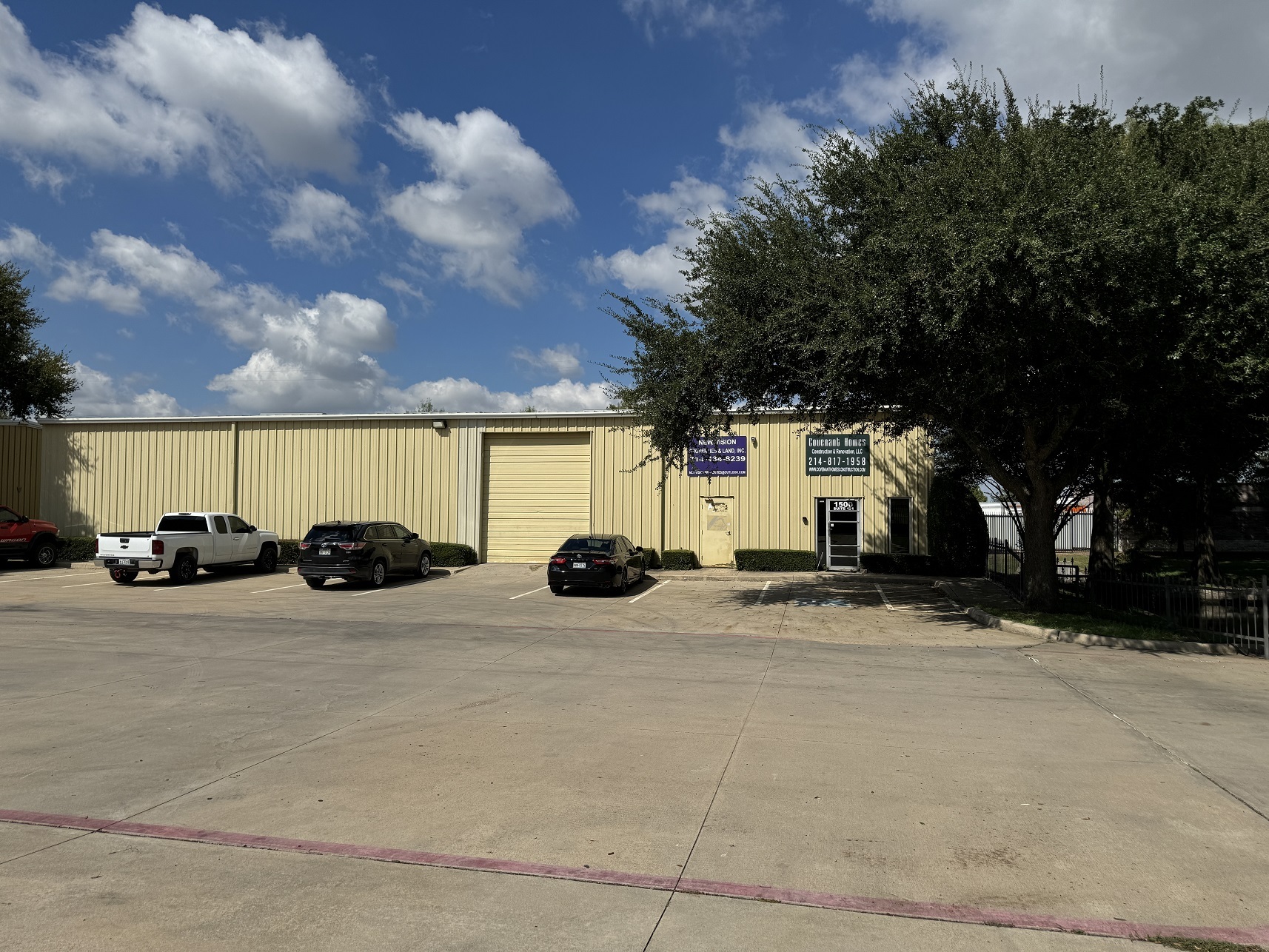 1500 S I 35 E, Lancaster, TX à louer Photo de l’immeuble– Image 1 sur 3