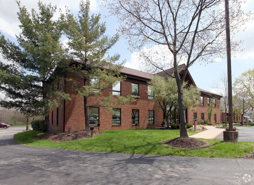 3749-3761 Fishcreek Rd, Stow, OH à louer - Photo de l’immeuble – Image 2 sur 2
