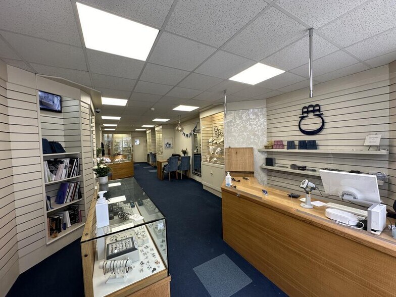 14 High St, Barnstaple à louer - Photo de l’immeuble – Image 3 sur 5