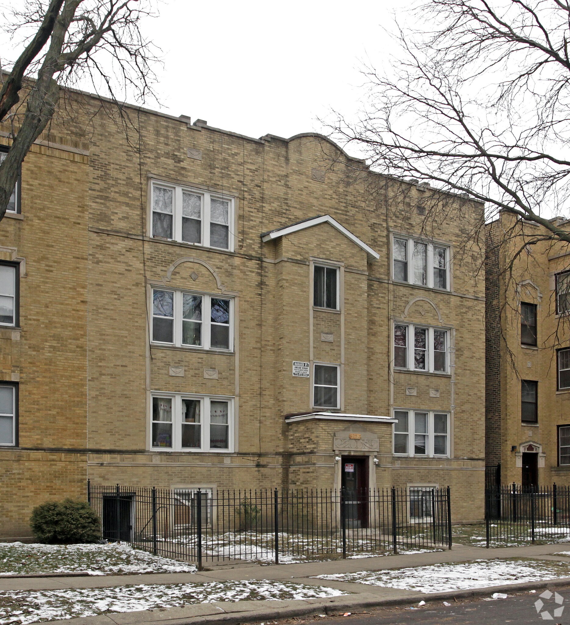 6215 N Washtenaw Ave, Chicago, IL à vendre Photo principale– Image 1 sur 25